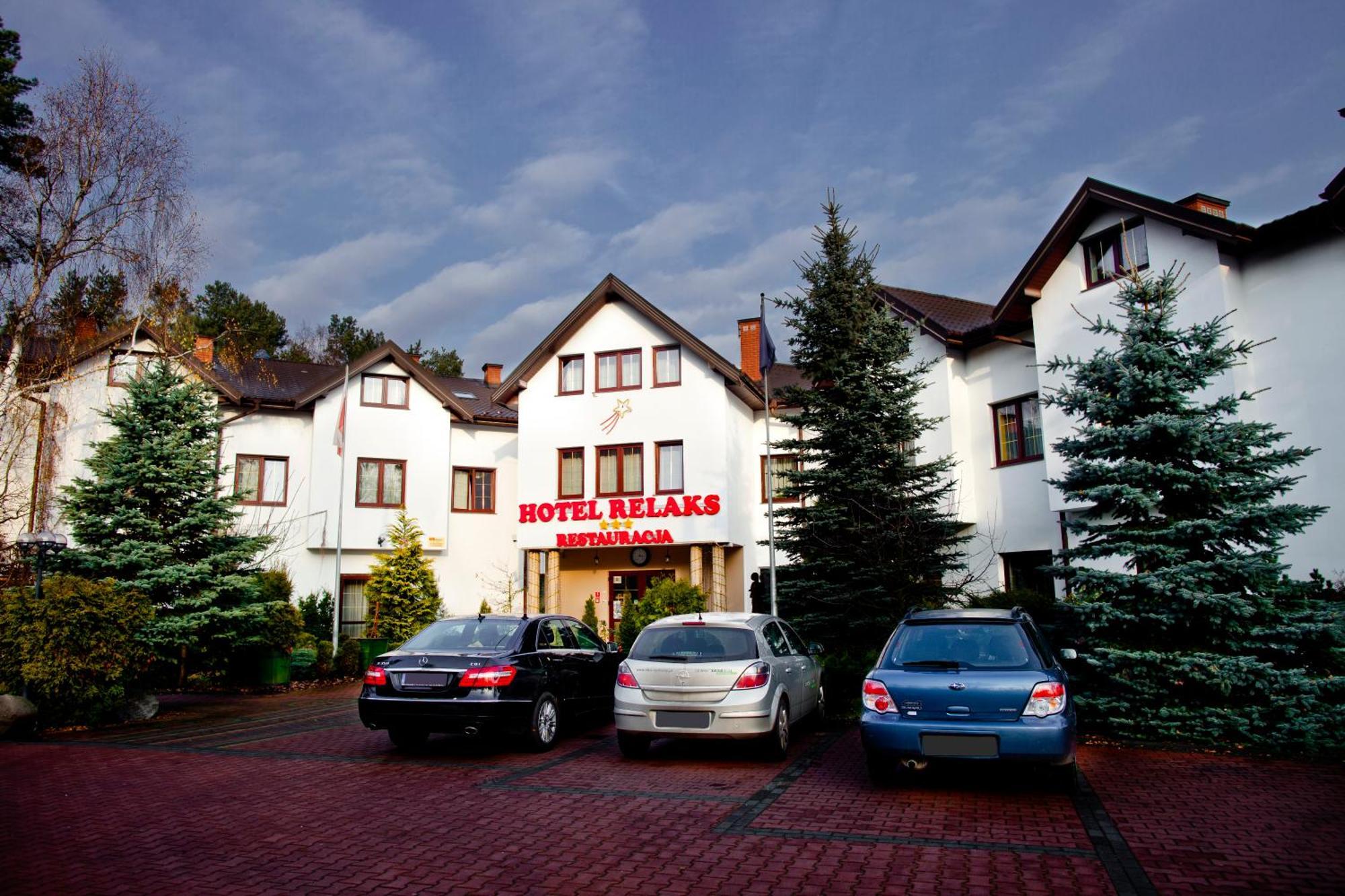 Hotel Relaks Wola Ducka Екстериор снимка